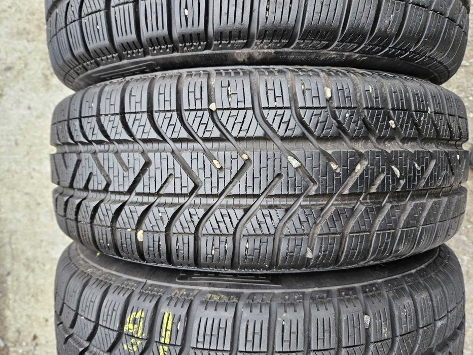 SET 4 Anvelope Iarna 185/55 R15 Pirelli Snowcontrol Winter 190 + Jante