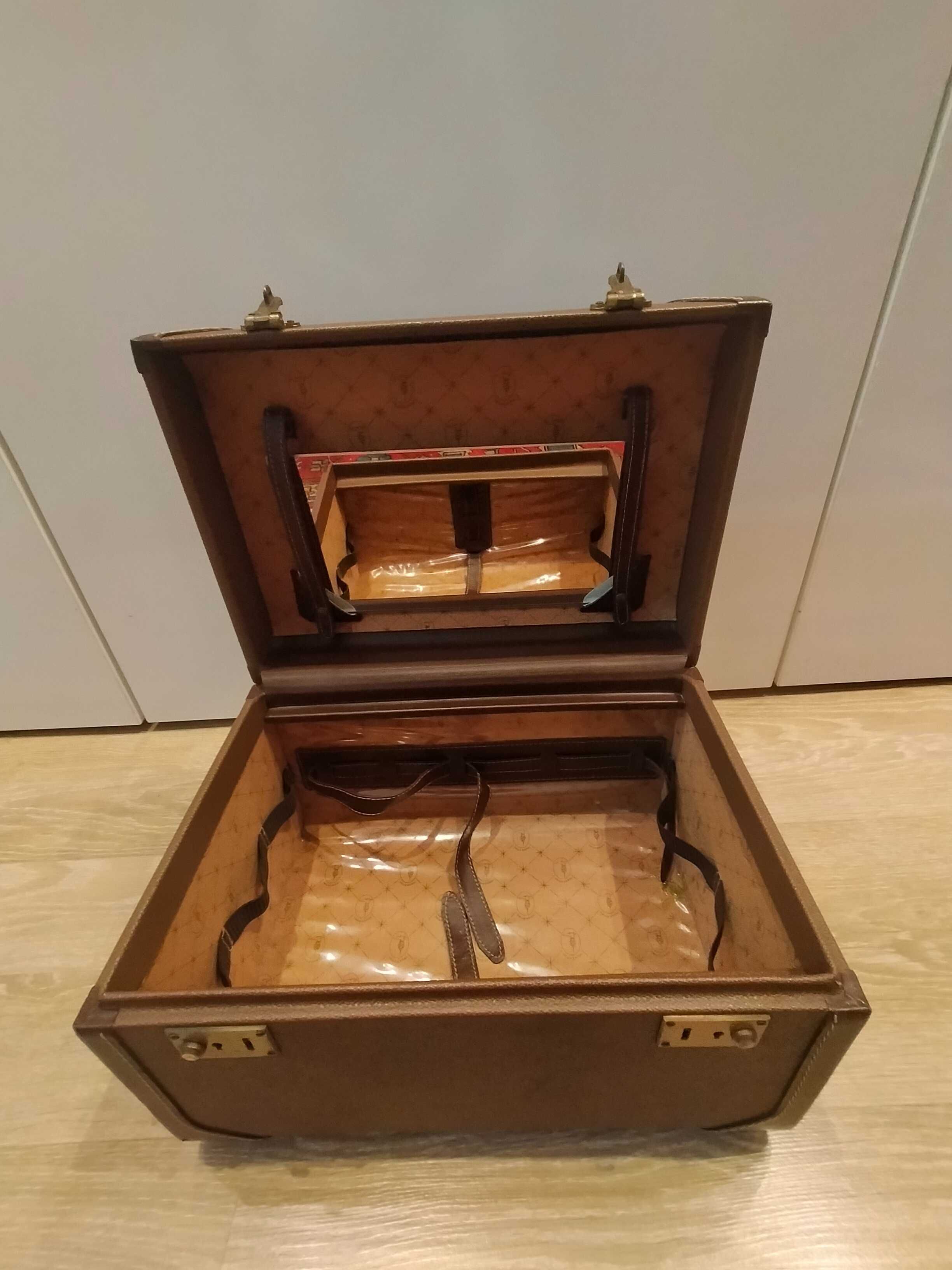 Husă de călătorie Trussardi de epocă anilor 1980