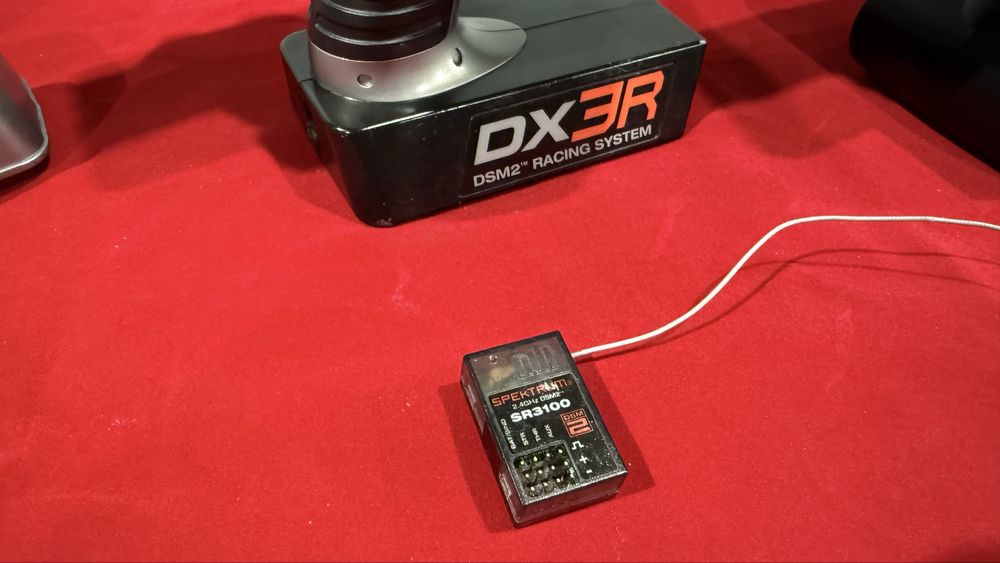 Telecomenzi Spektrum Futaba cu receivere