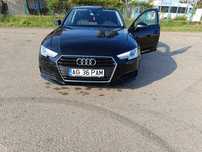 Audi A4 Limousine