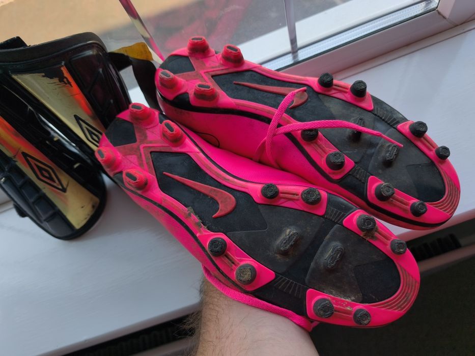 Crampoane Nike Nr 47.5 EU