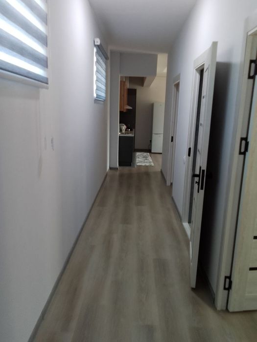 Цалковский 3 комнатная сдаётся  семя. Девушки, парни