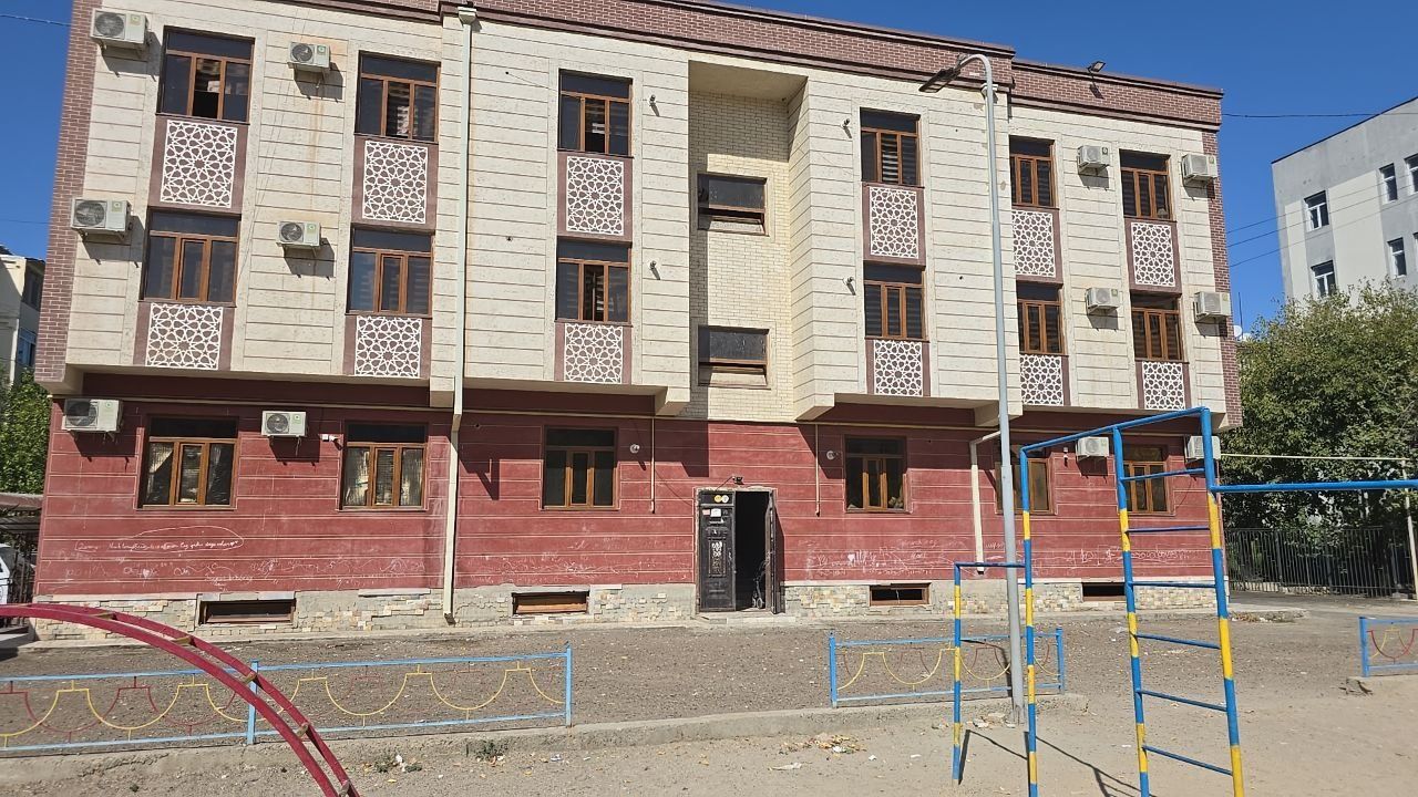 Бухорога 2 хонали квартира сотилади