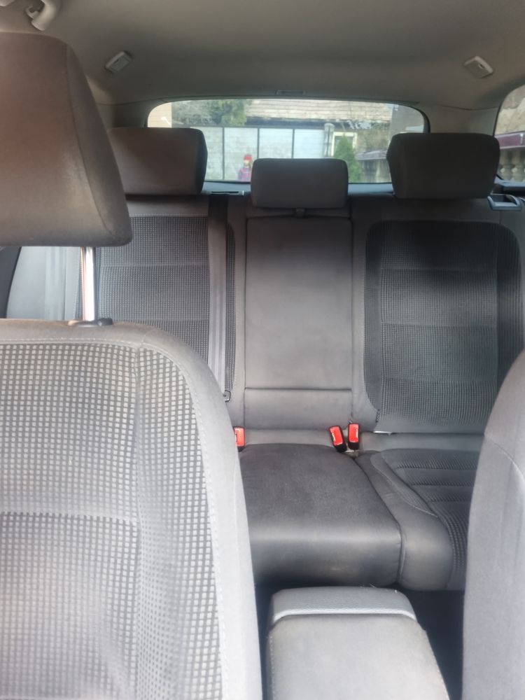 Vând VW Golf 5 Break 1.9 tdi
