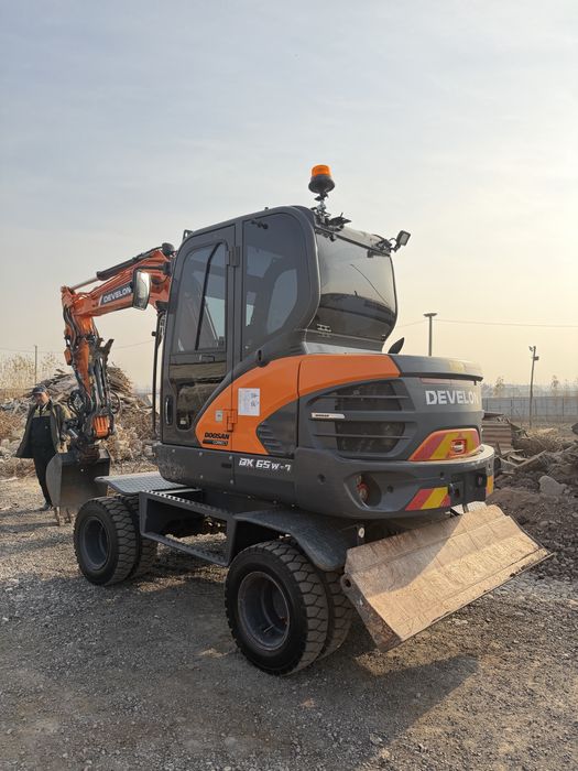 Экскаватор Хизмати !!!