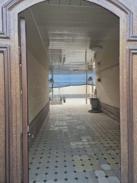 4 сотих уй сотилади. 6 зона, 4та падвал.  Сув, газ, конализаци бор