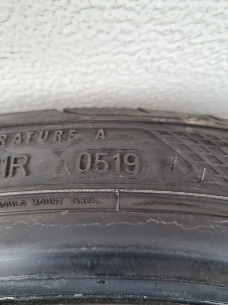 Летни гуми 2 броя GOODYEAR Egle F1 235 35 R19 дот 0519