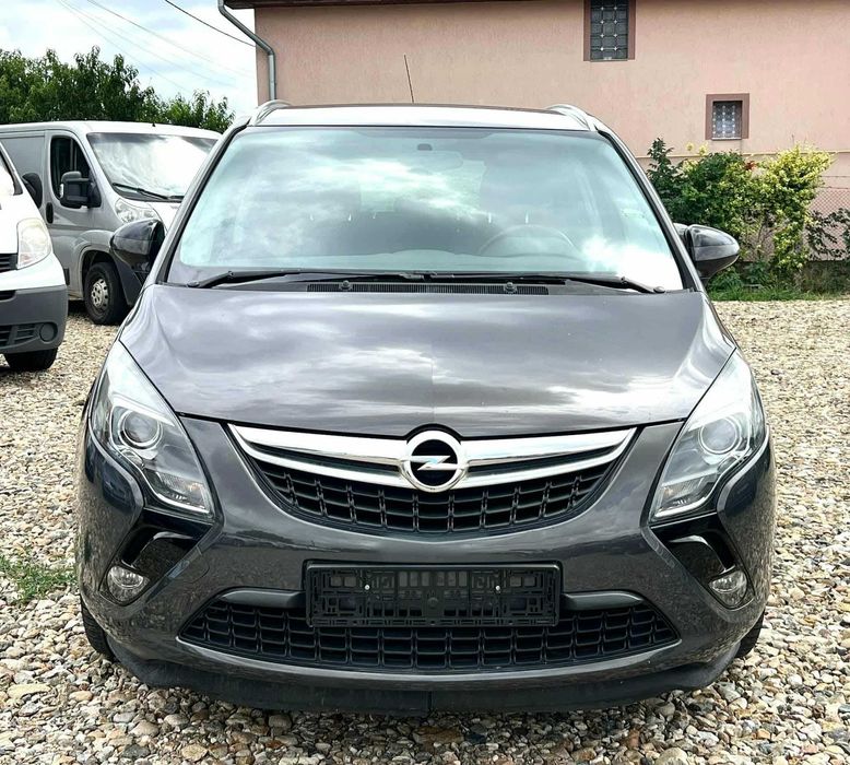Opel Zafira 2014  7  locuri 1.6 benzin