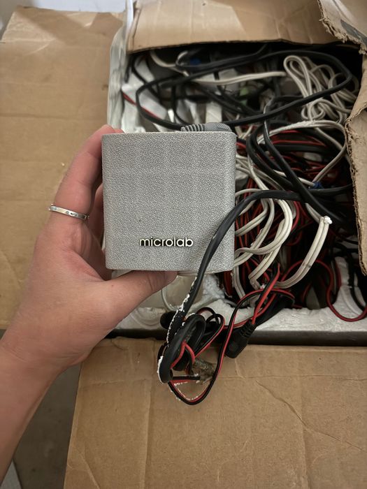 Колонки самбуфер