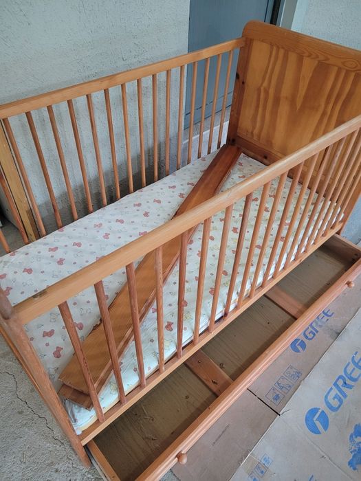 Детска кошара естествено дърво