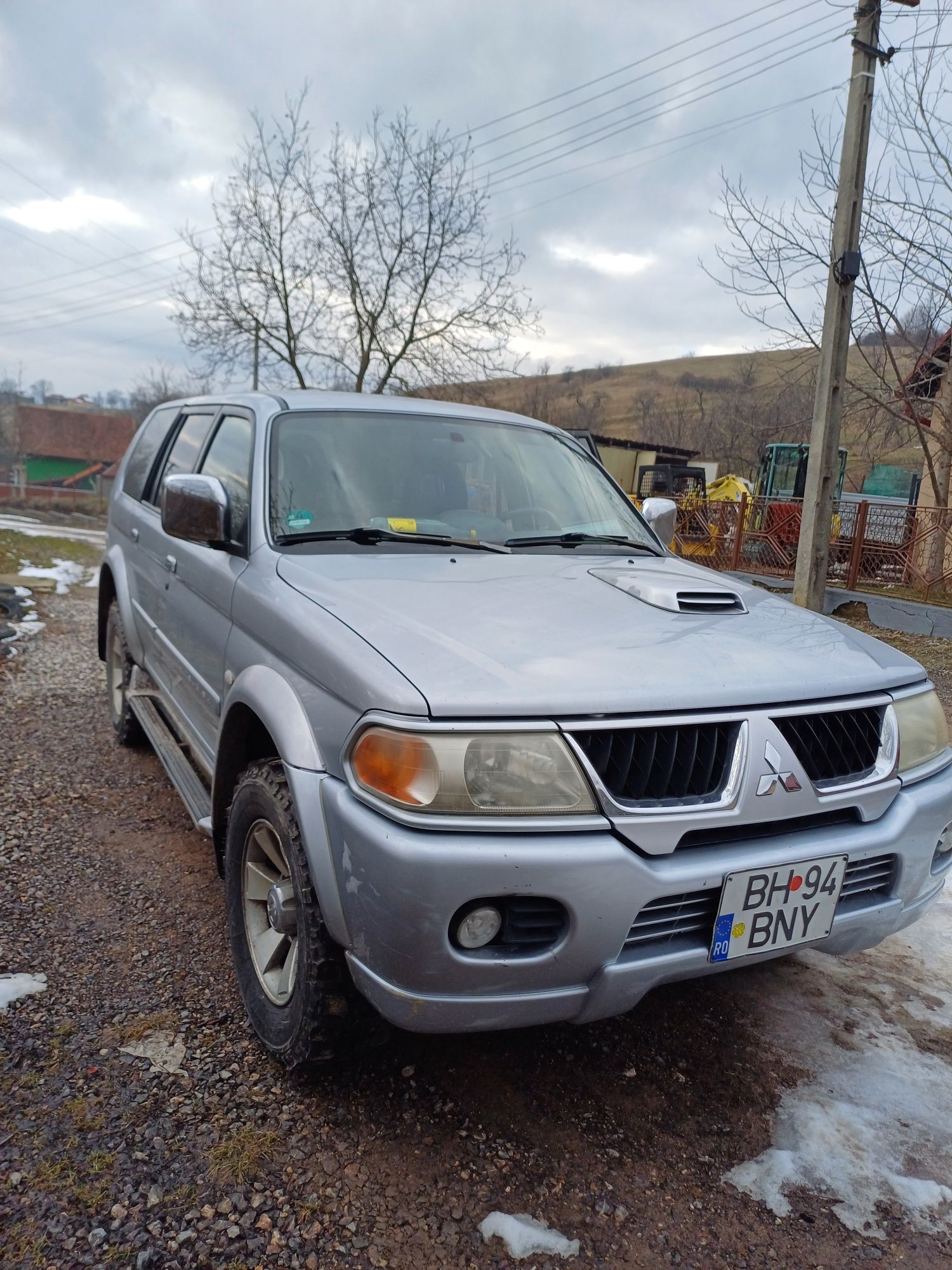 Mitubishi pajero sport