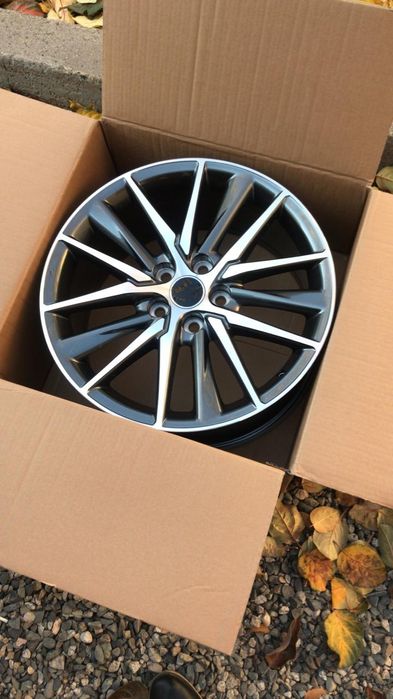 Обсалютно новые в коробке