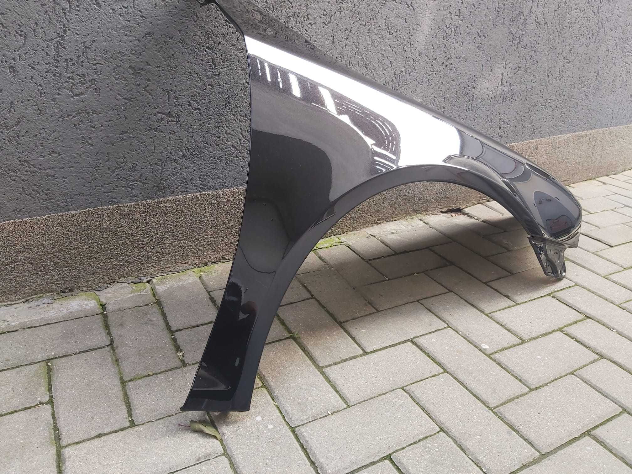 Aripa Fata Dreapta Skoda Octavia 2/II 2004-2008 Vopsita Negru