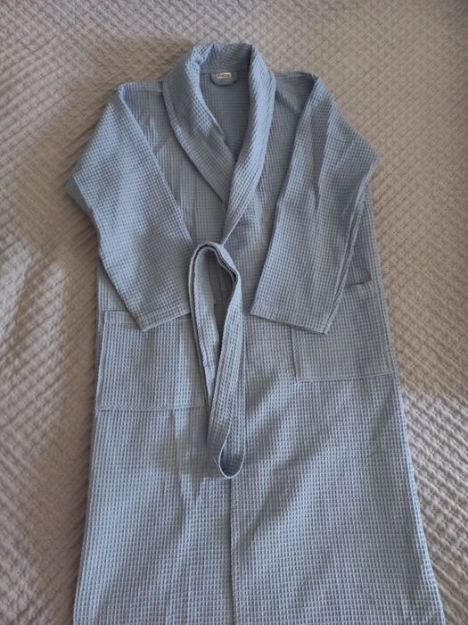 Мужской и женский халаты