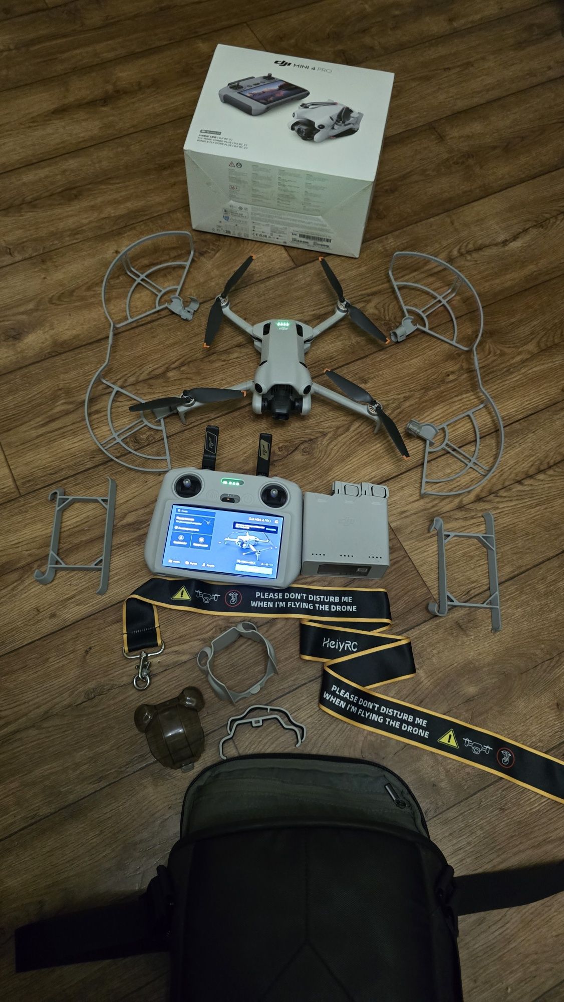 Дрон DJI Mini  4 pro Fly Combo Plus (DJI RC 2) GL