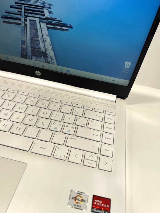 Laptop HP 14s-fq00200no, 512GB SSD/8GB RAM, AMD silver 3050U!