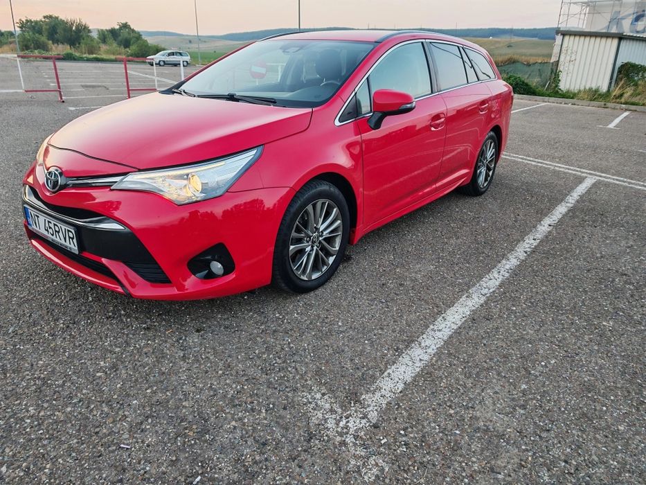 Toyota Avensis 2.0 143 cp 2017