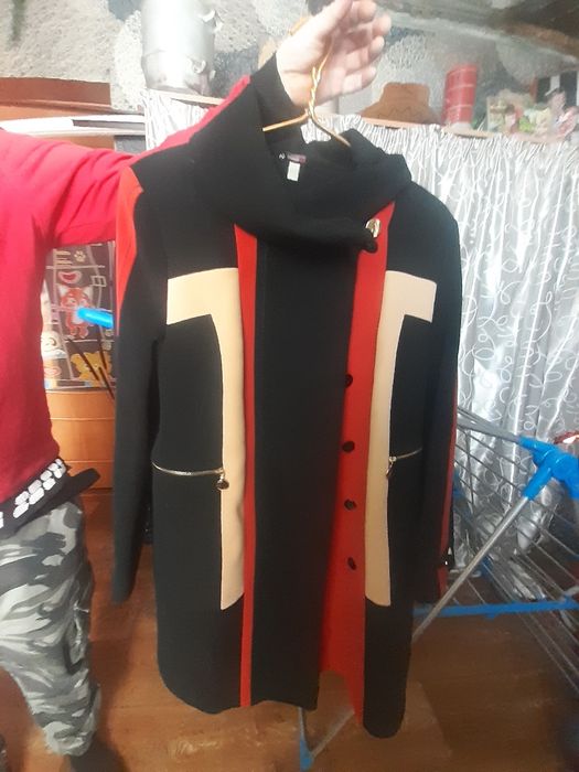 Продам женские вещи