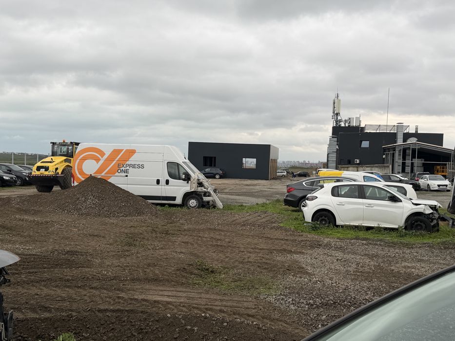 Дава се под наем Склад в Бургас, Лозово - 2000 кв.м за 0.51 € - Снимка #4