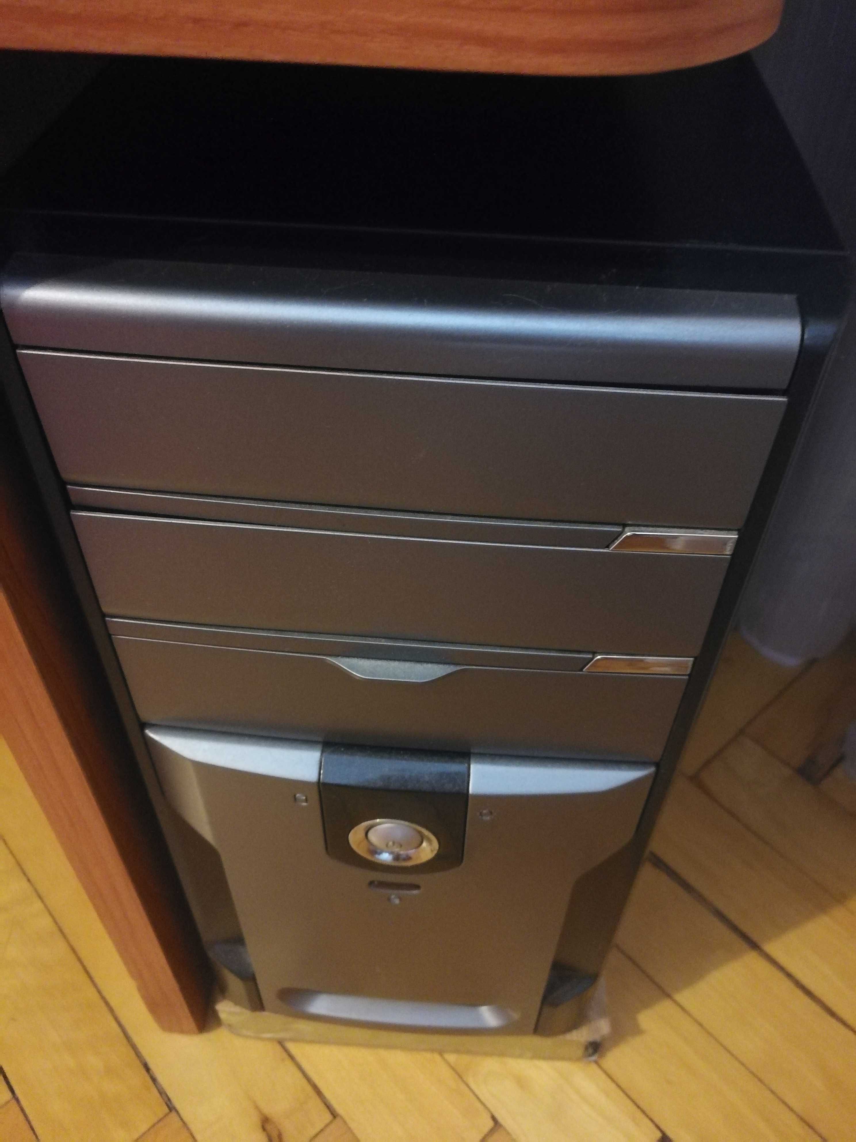 Продавам части за телевизор Philips 32PFS6402/12