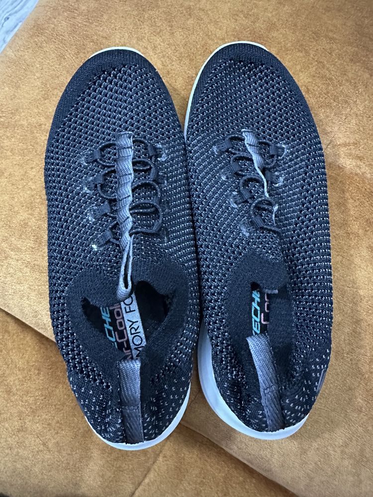 skechers air-cooled memory foam 36 размер а идеальном состояни