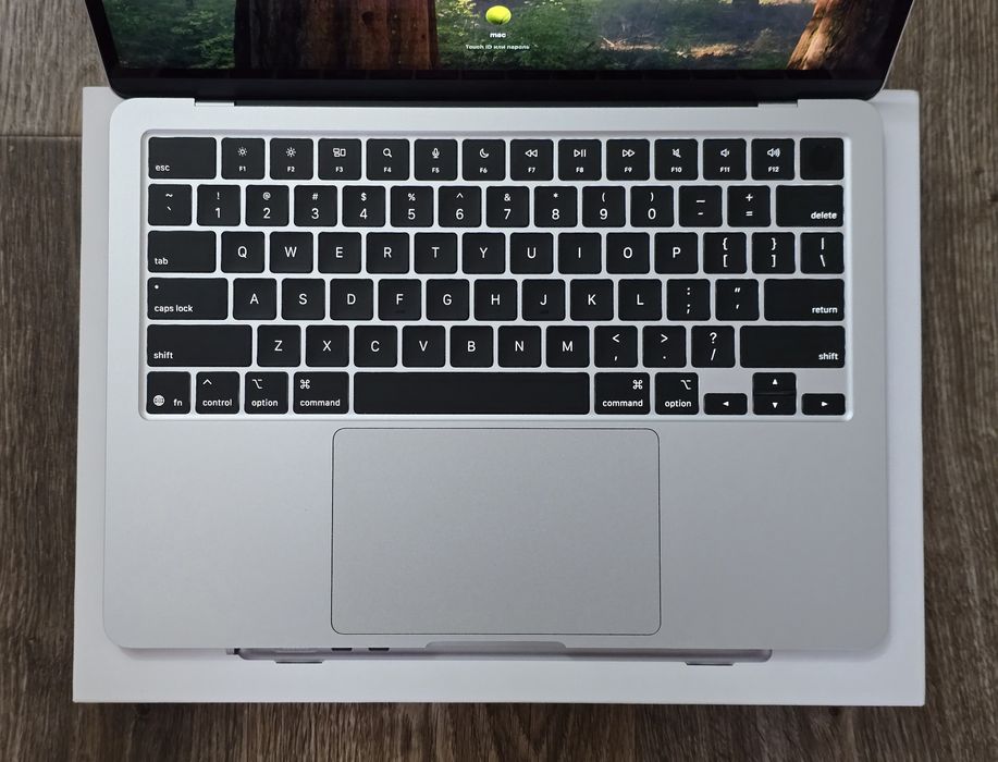 Apple MacBook Air M4 24/512 7 циклов
