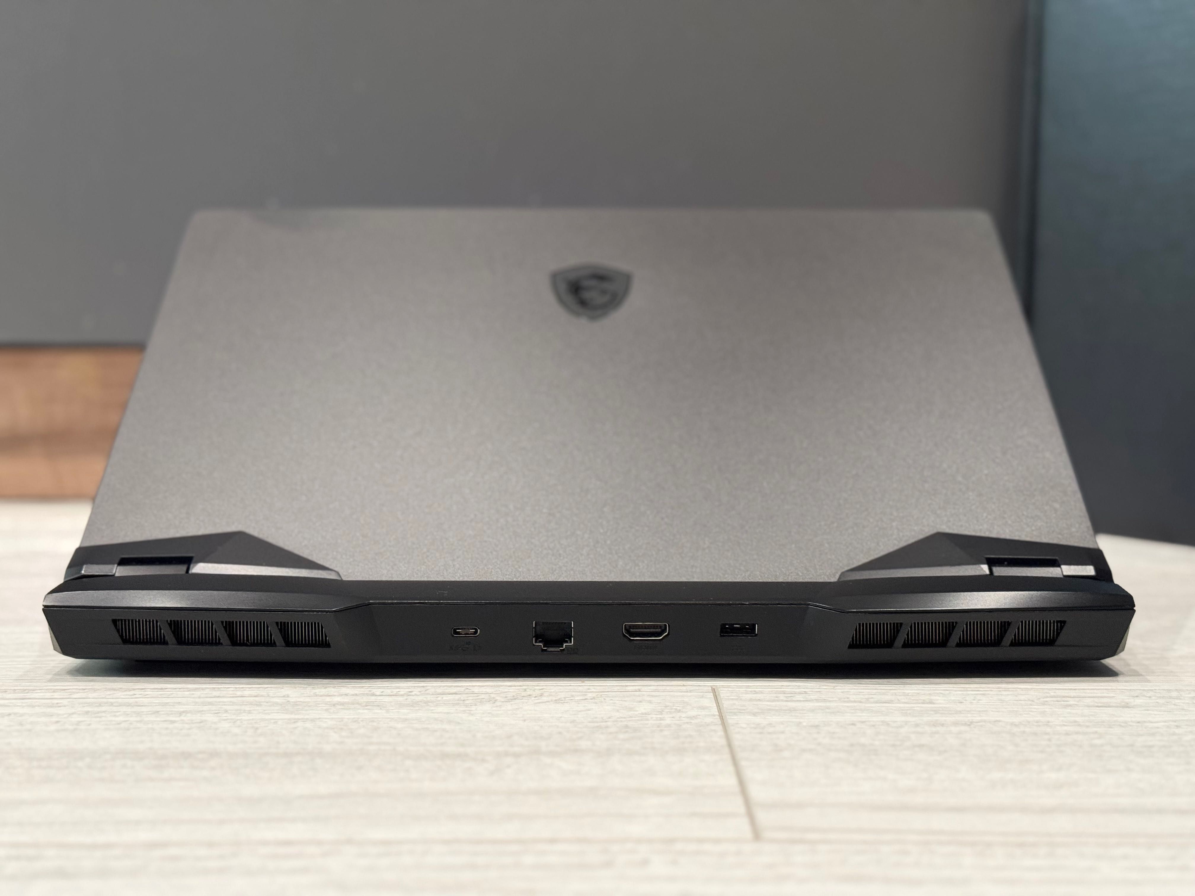 15.6 IPS 144hz/RTX 3070 8GB / i7 / 32GB рам /SSD/ Hi-Res Audio