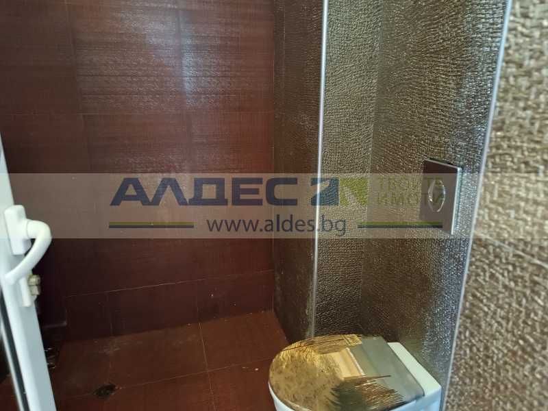 Панорамен, непреходен двустаен ап. в Борово!