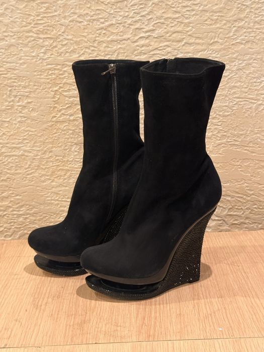 Батильоны на платформе