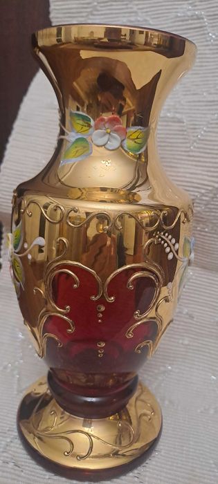 Ваза цветно стъкло