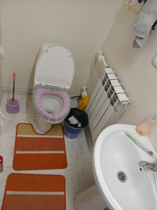 Sheriklikka kvartira 2 kishi kerak Bodomzor metro Tatu Bezmakler