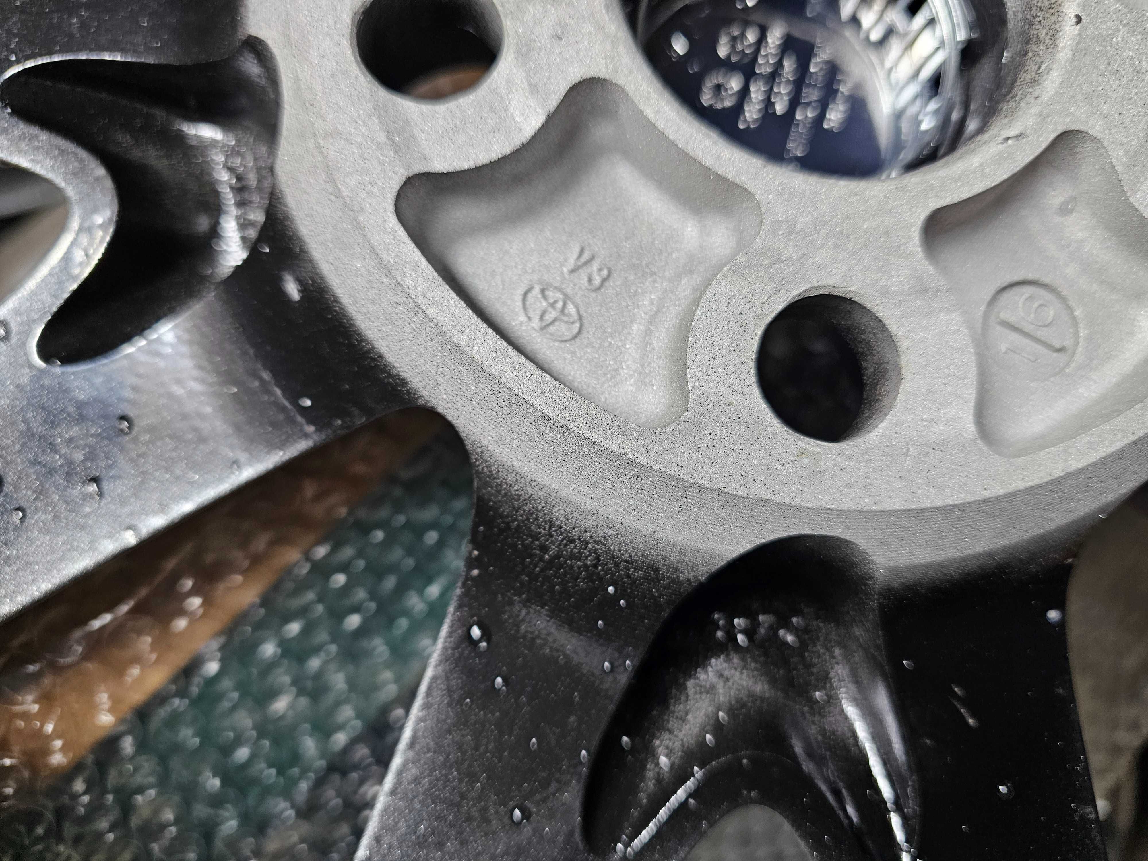 Диски R18  оригинал!