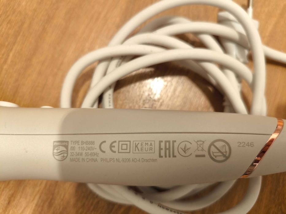 Автоматична маша за къдрене Philips серия 8000 със SenseIQ