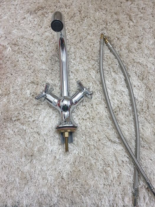 Vând baterie chiuveta