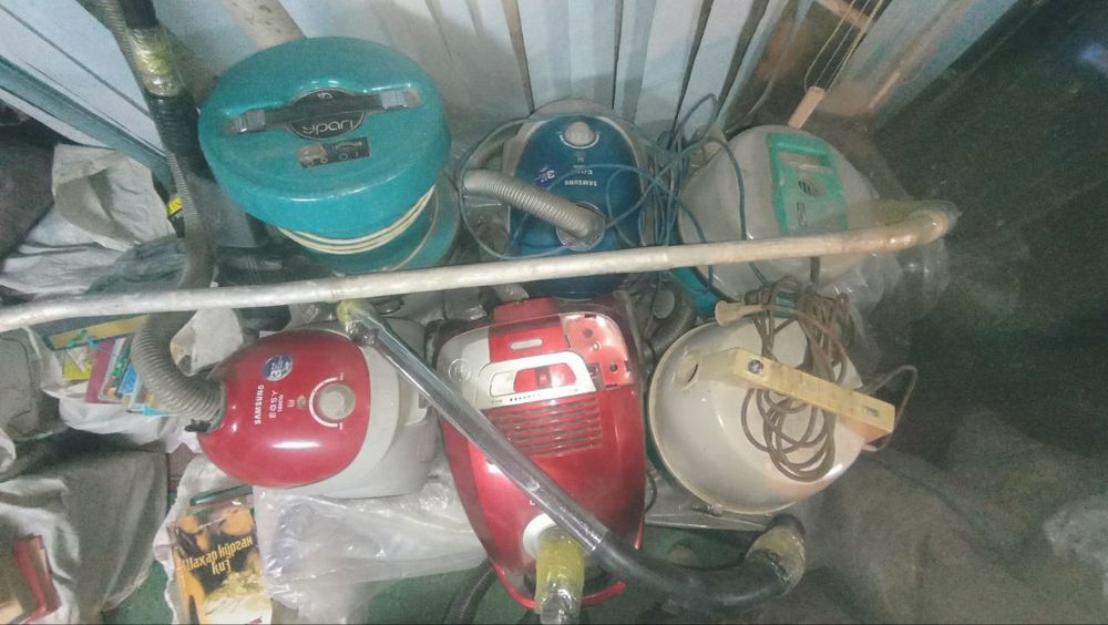 Пылесос для уборки дома