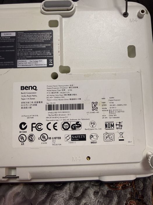 Videoproiector BenQ in stare impecabila