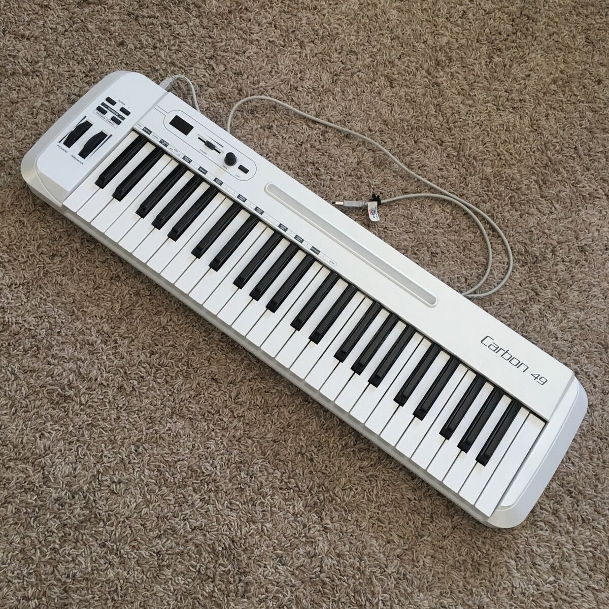 Midi klaviatura-Samson carbon 49
