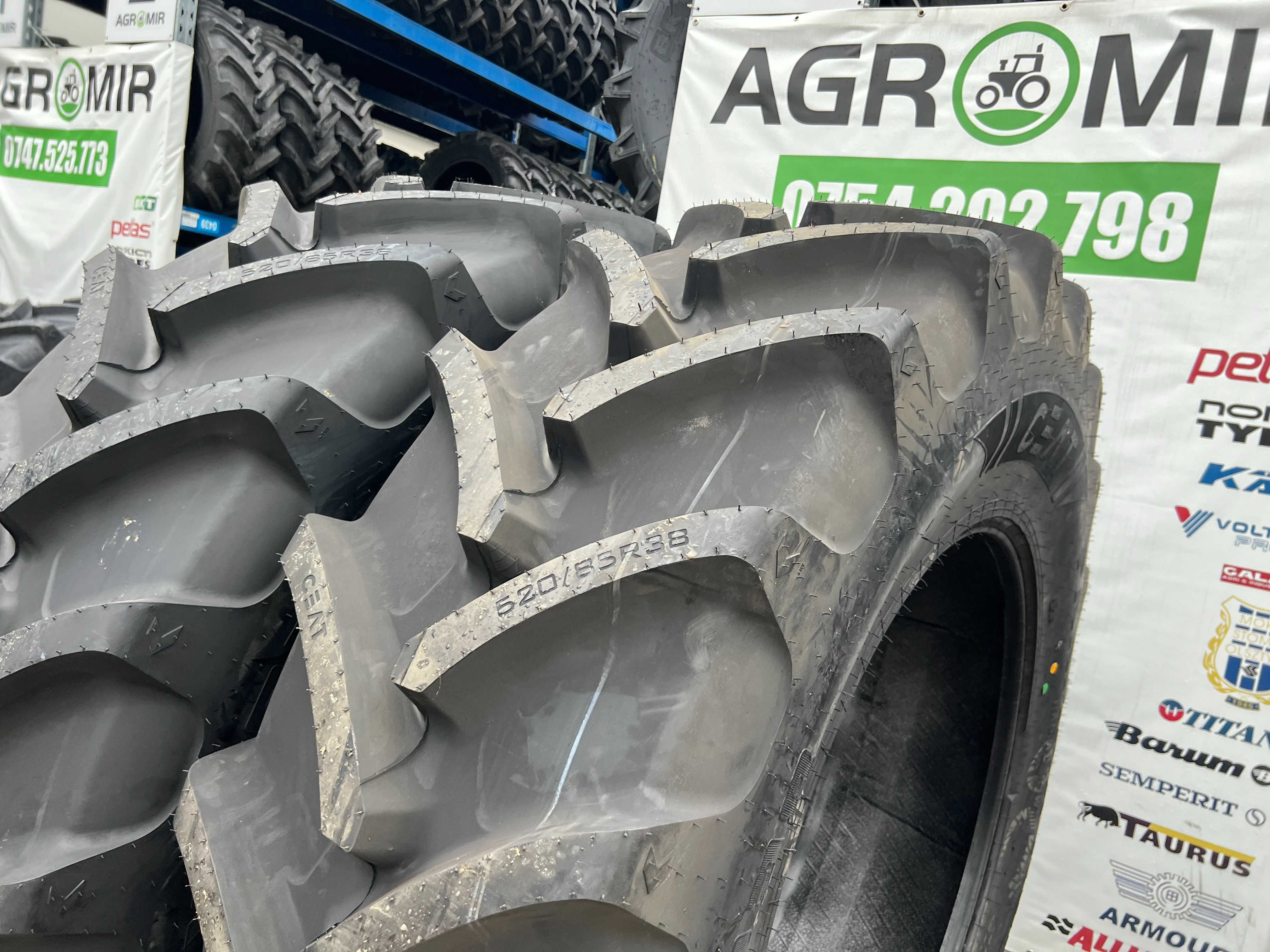 Cauciucuri 520/85 r38, noi, pentru Fendt, transport rapid
