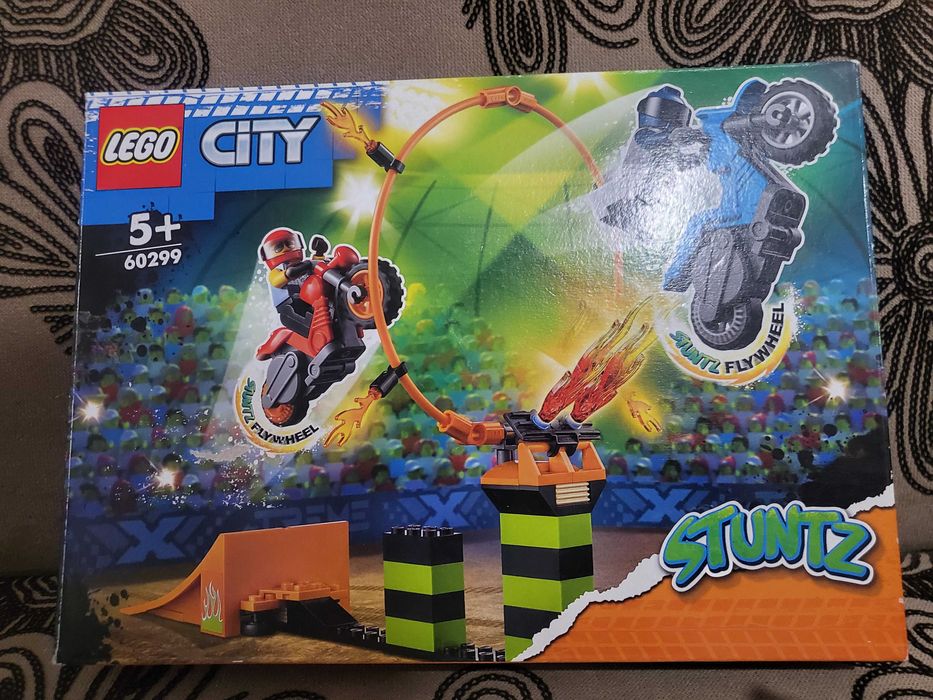 lego papagal,caine,motocicleta,pirati nava