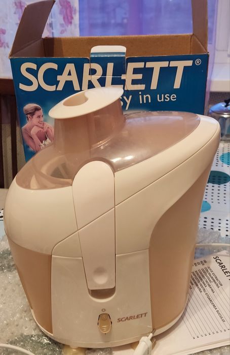 Соковыжималка SCARLETT