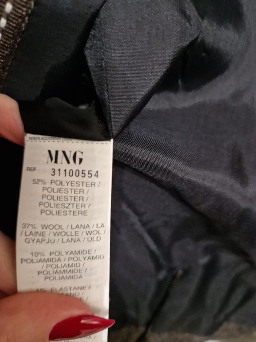 Ново вълнено сако MANGO, размер S