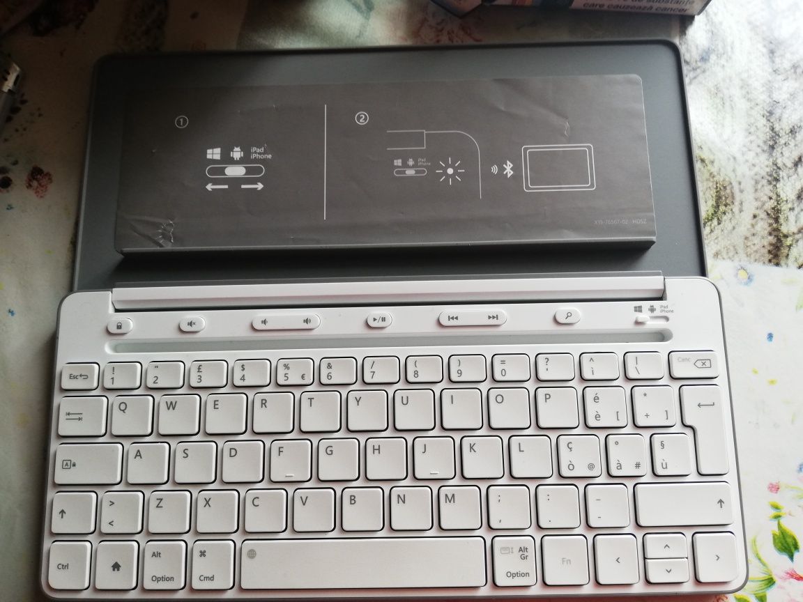 Tastatură telefon, tabletă