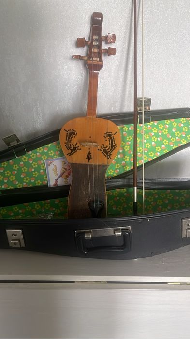 Кобыз в отличном состоянии