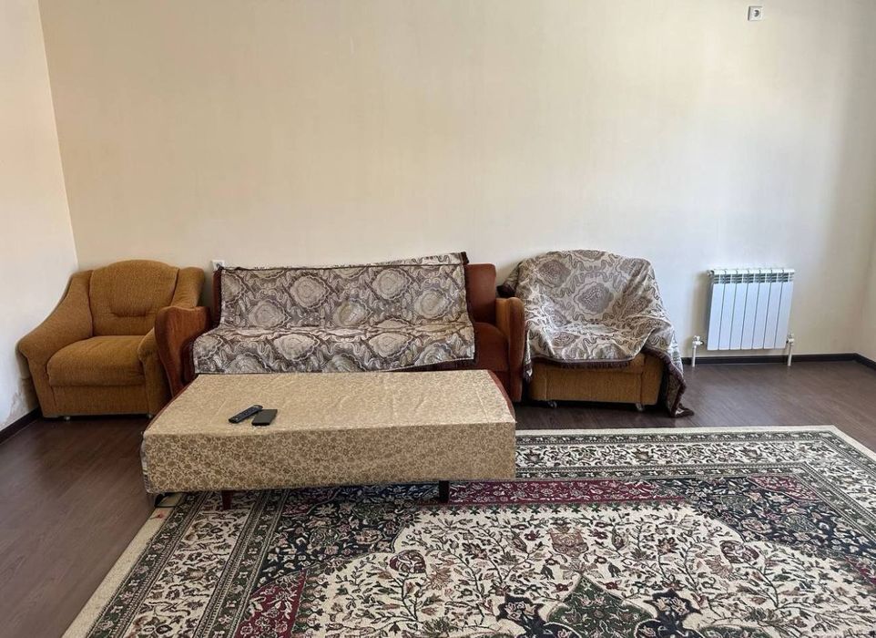 2 xonali kvartira ijaraga beriladii Shayxontohur tumani