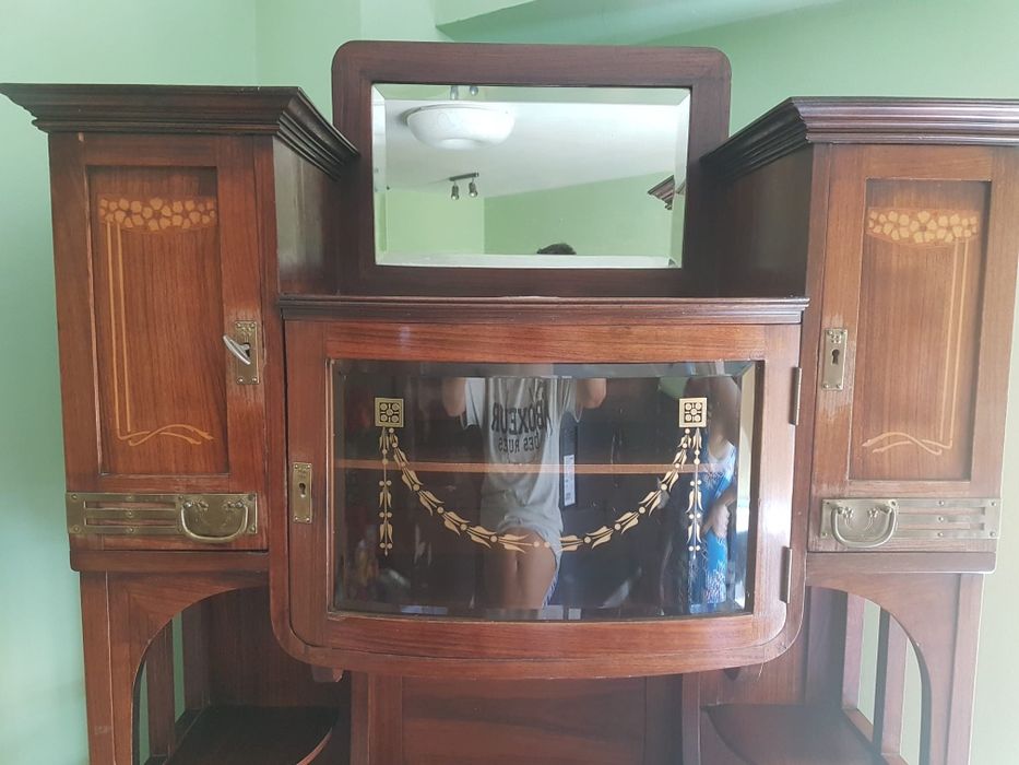 Scrin din lemn de trandafir cu oglinda de cristal