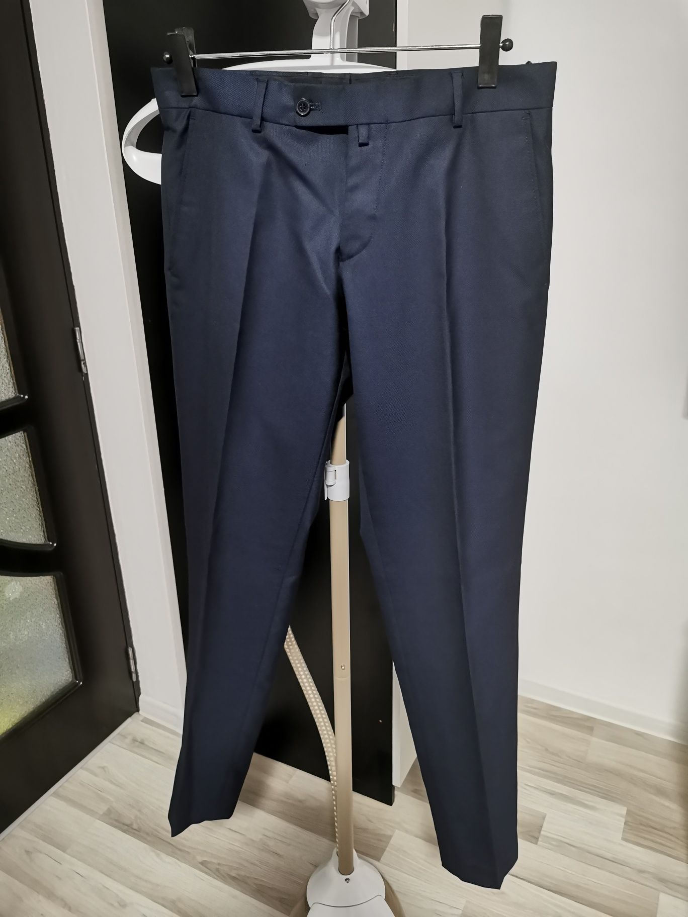 Pantaloni eleganți Gherasos