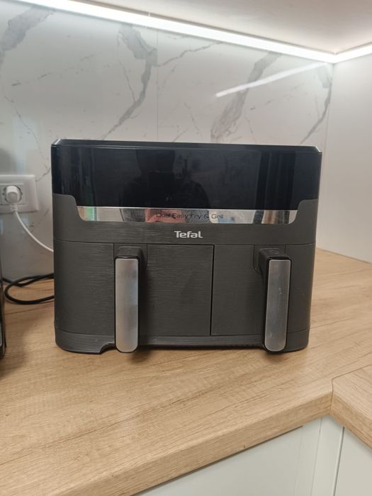 Friteusa cu aer cald