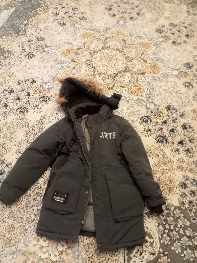 Продам куртку зимнюю