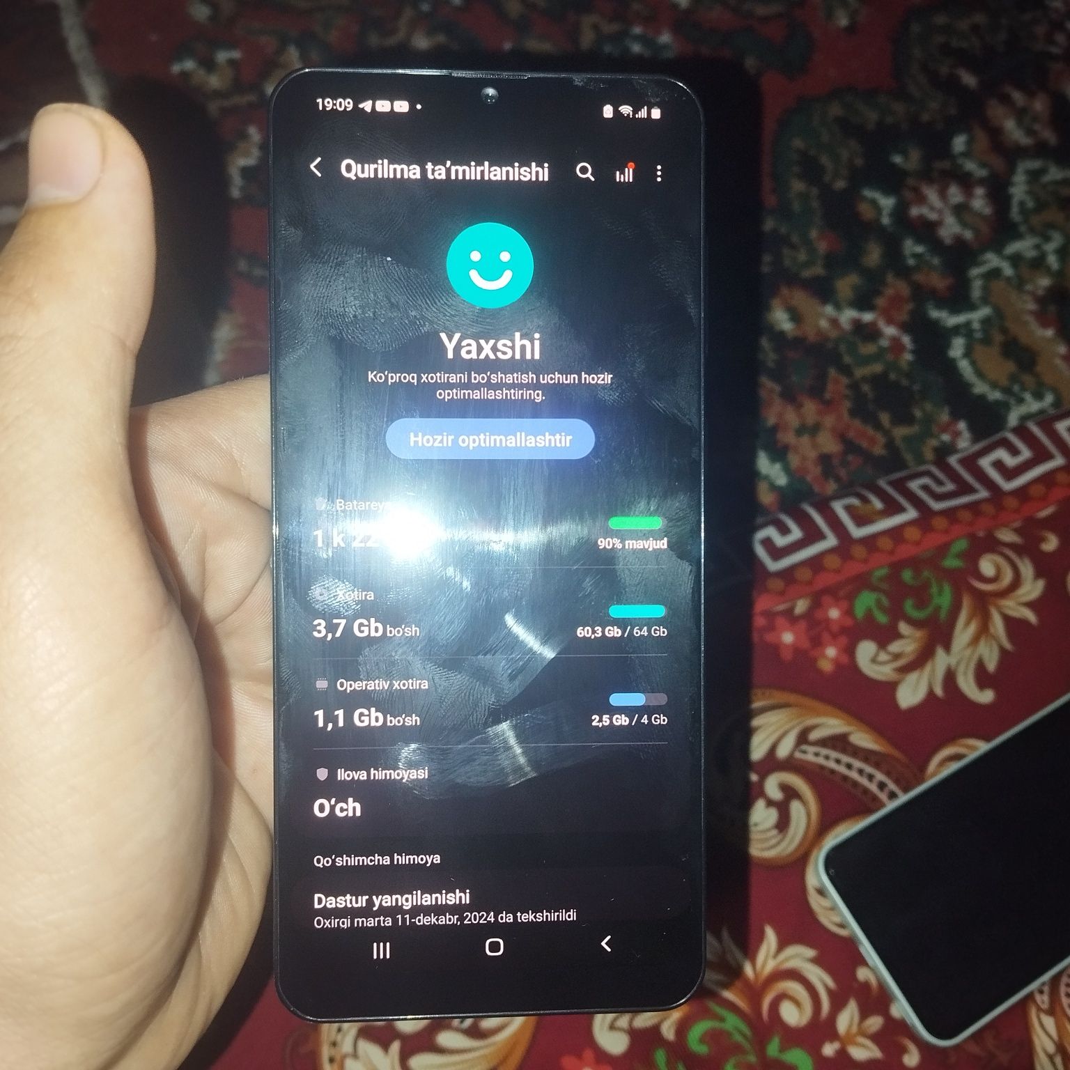 Galaxsy A31 sotiladi