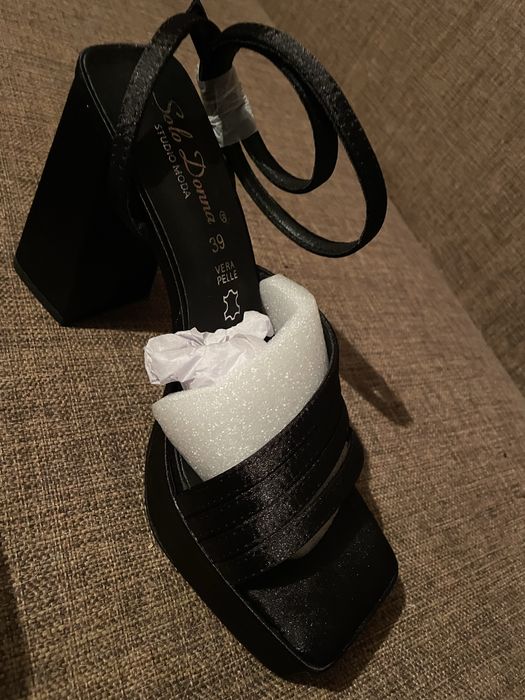 Sandale elegante cu toc gros